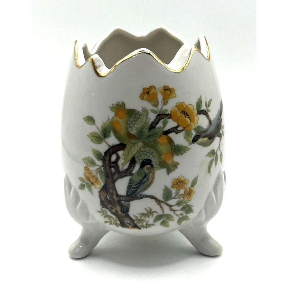 Vtg Andrea by Sadek 3-Footed Porcelain Egg-Shaped Vase 9492 Japan Birds 4.25